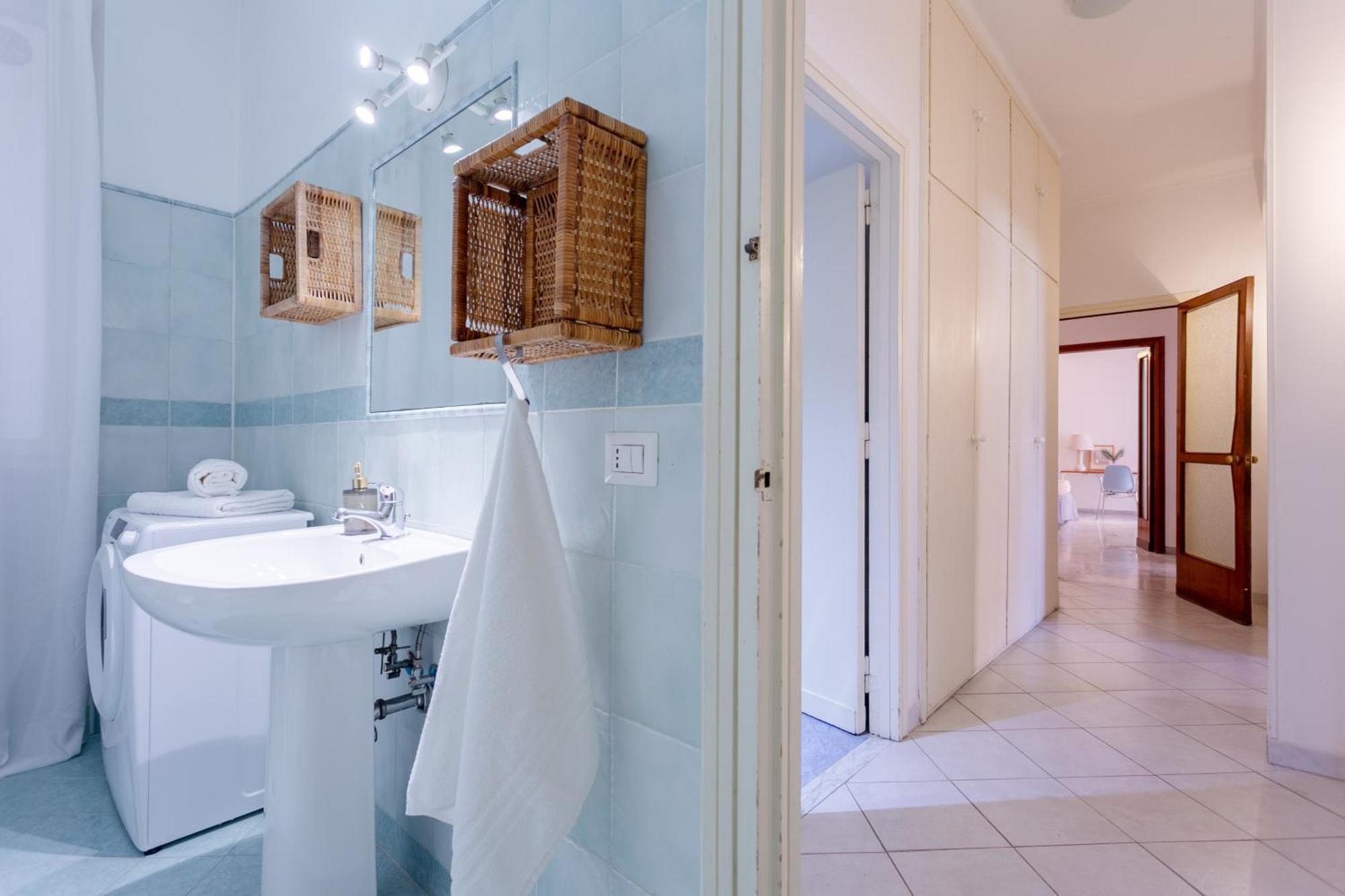 Perfetto Per Famiglie Accogliente E Spazioso A 15 Min Dalla Metro Apartment Rom